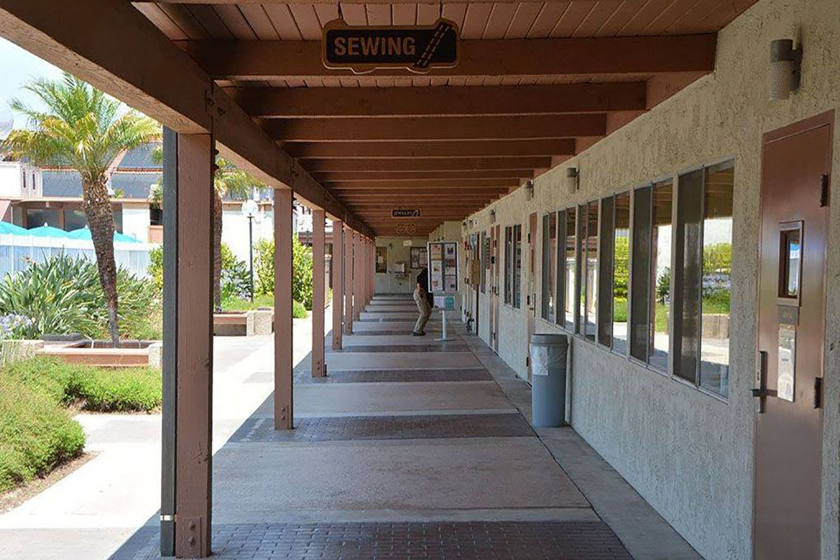 Close-Up People Thriving in Laguna Woods Village - ACTIVE OLDER ADULTS